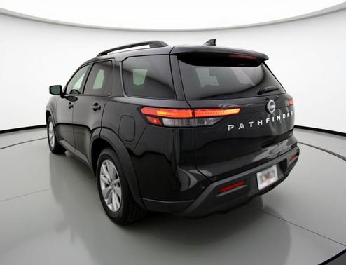 Super Black 2025 Nissan Pathfinder SV 4WD