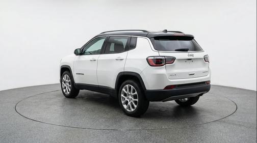 Bright White Clearcoat 2025 Jeep Compass Limited