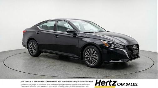 Super Black 2025 Nissan Altima SV FWD