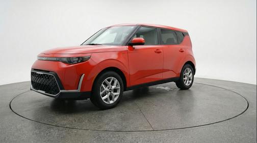 Inferno Red 2025 Kia Soul LX