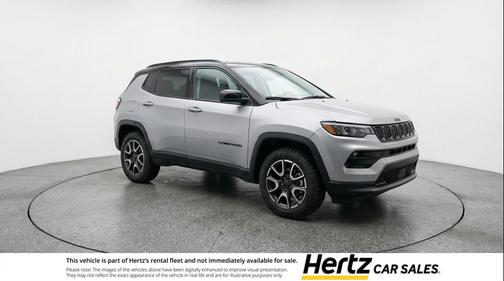 Silver Zynith Metallic Clearcoat 2025 Jeep Compass Trailhawk