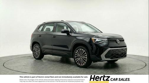 Deep Black Pearl 2025 Volkswagen Taos 1.5T SE