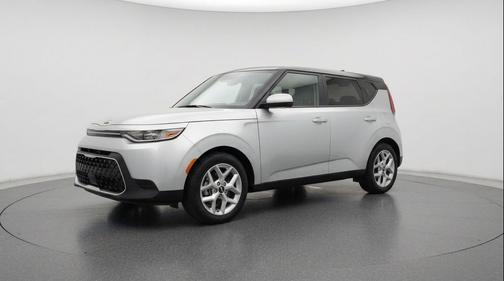 Steel Gray 2025 Kia Soul LX