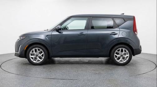 Gravity Gray 2025 Kia Soul LX
