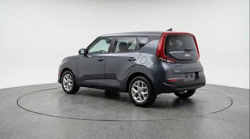 Gravity Gray 2025 Kia Soul LX