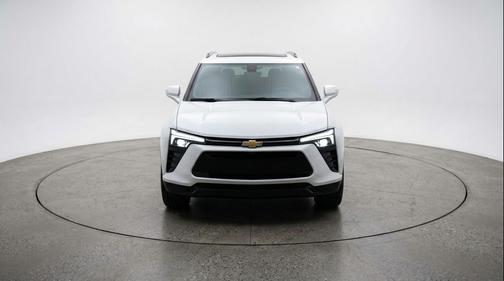 Summit White 2025 Chevrolet Blazer 2LT