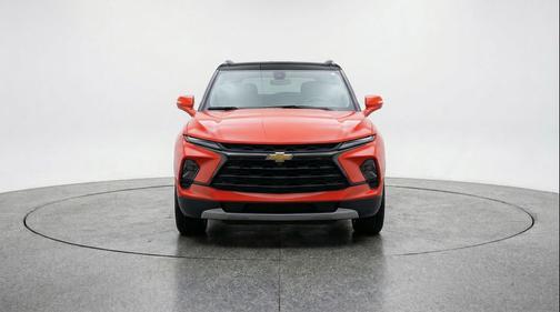 Habanero Orange 2025 Chevrolet Blazer 2LT