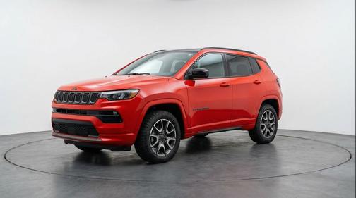 Red Hot Pearlcoat 2025 Jeep Compass Trailhawk