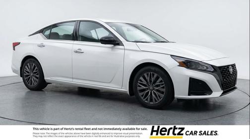 Glacier White 2025 Nissan Altima SV FWD