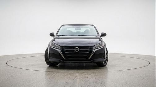 Super Black 2025 Nissan Altima SV FWD