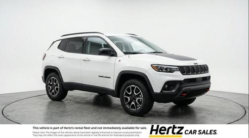 Bright White Clearcoat 2025 Jeep Compass Trailhawk