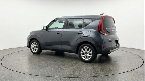 Gravity Gray 2025 Kia Soul LX