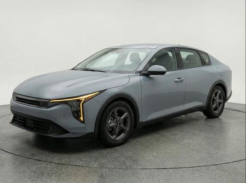 Morning Haze 2025 Kia K4 LXS