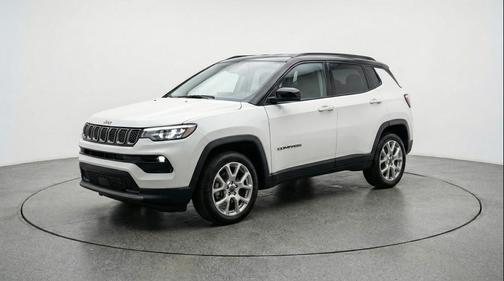 Bright White Clearcoat 2025 Jeep Compass Limited