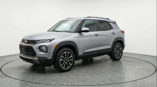 Sterling Gray Metallic 2025 Chevrolet Trailblazer LT