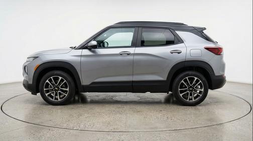 Sterling Gray Metallic 2025 Chevrolet Trailblazer LT