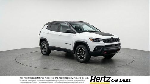 Bright White Clearcoat 2025 Jeep Compass Trailhawk