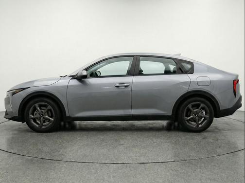 Steel Gray 2025 Kia K4 LXS