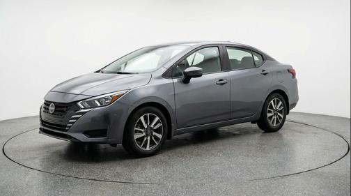 Gun Metallic 2025 Nissan Versa 1.6 SV