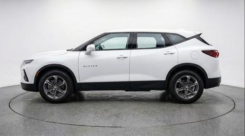 Summit White 2025 Chevrolet Blazer 2LT