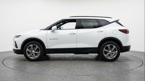 Summit White 2025 Chevrolet Blazer 2LT