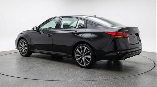 Super Black 2025 Nissan Altima SV FWD