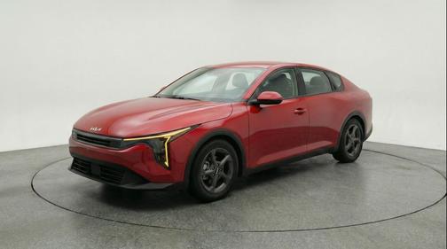 Currant Red 2025 Kia K4 LXS