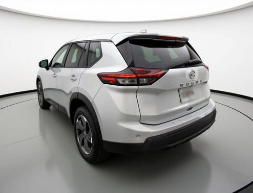 Brilliant Silver Metallic 2025 Nissan Rogue SV