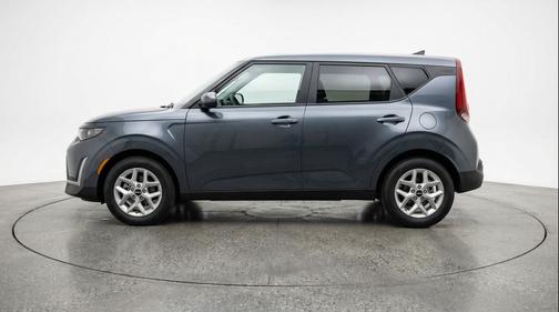 Gravity Gray 2025 Kia Soul LX