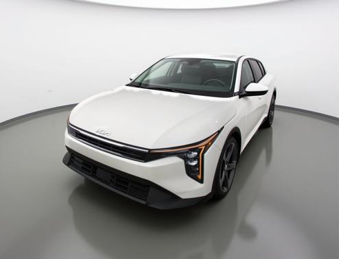 Snow White Pearl 2025 Kia K4 LXS