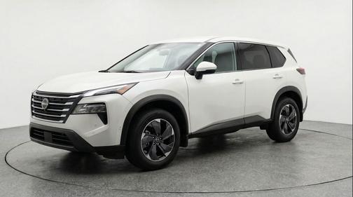 Everest White Pearl Tricoat 2025 Nissan Rogue SV