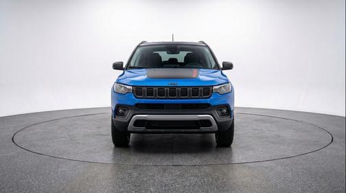 Hydro Blue Pearlcoat 2025 Jeep Compass Trailhawk