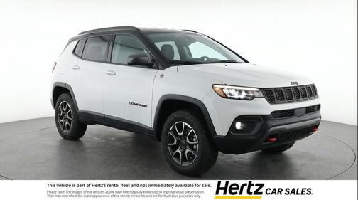 Bright White Clearcoat 2025 Jeep Compass Trailhawk