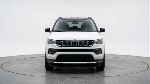 Bright White Clearcoat 2025 Jeep Compass Limited