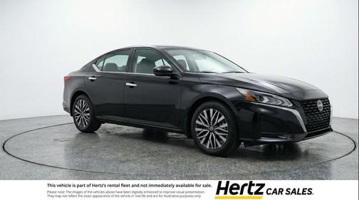Super Black 2025 Nissan Altima SV FWD