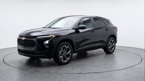 Mosaic Black Metallic 2025 Chevrolet Trax LT