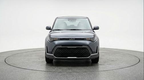 Gravity Gray 2025 Kia Soul LX