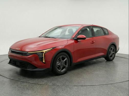 Currant Red 2025 Kia K4 LXS