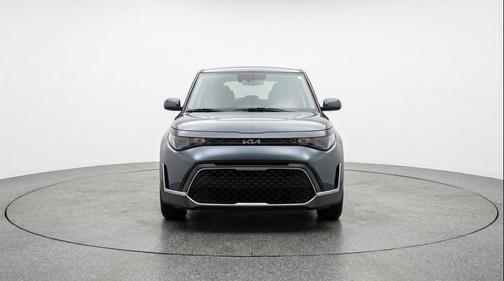 Gravity Gray 2025 Kia Soul LX