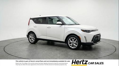 Snow White Pearl 2025 Kia Soul LX