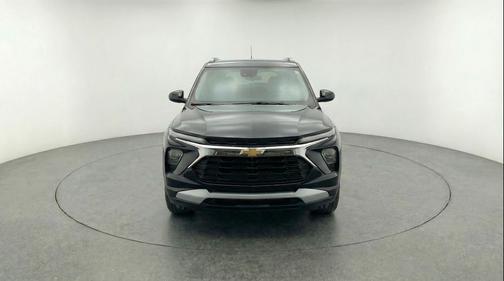 Mosaic Black Metallic 2025 Chevrolet Trailblazer LT