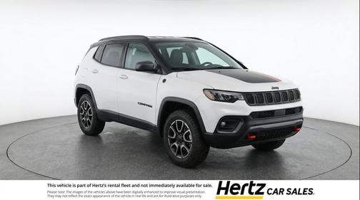 Bright White Clearcoat 2025 Jeep Compass Trailhawk