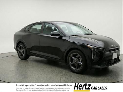 Aurora Black Pearl 2025 Kia K4 LXS