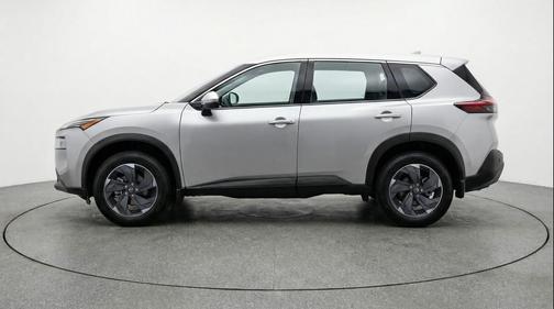 Brilliant Silver Metallic 2025 Nissan Rogue SV