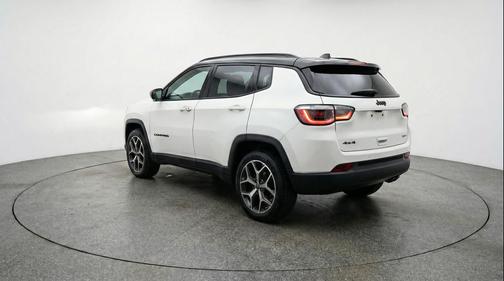 Bright White Clearcoat 2025 Jeep Compass Limited