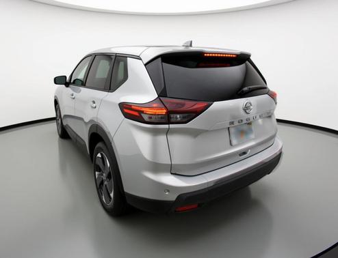 Brilliant Silver Metallic 2025 Nissan Rogue SV