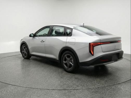 Steel Gray 2025 Kia K4 LXS