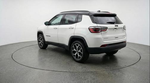 Bright White Clearcoat 2025 Jeep Compass Limited