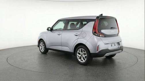 Steel Gray 2025 Kia Soul LX