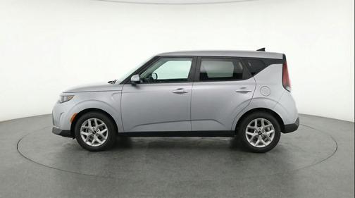 Steel Gray 2025 Kia Soul LX